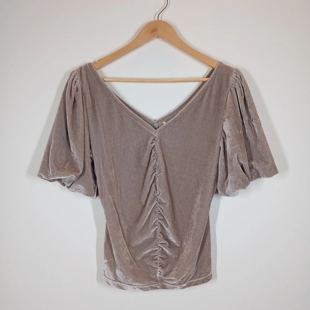 Free People Top Women's 0 Tan Velvet Ruched Puff Sleeve Stretch